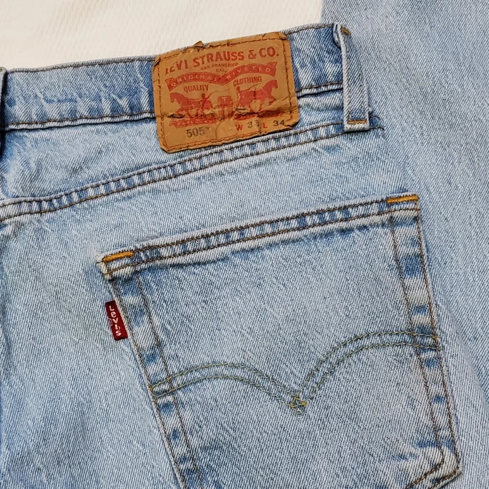 Levi's 505 Regular Fit Straight Leg Jeans Light Wash 33